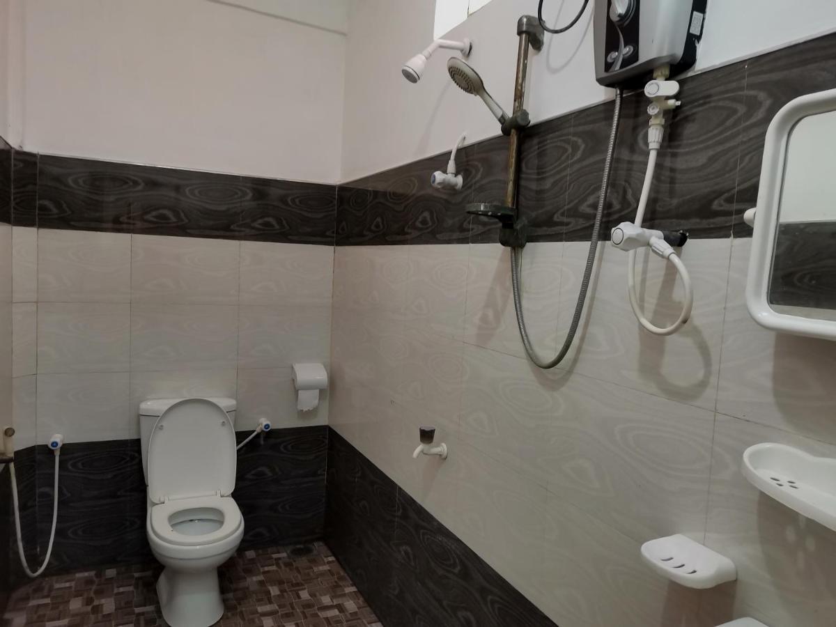 Nallur Holidays Inn Jaffna Dış mekan fotoğraf