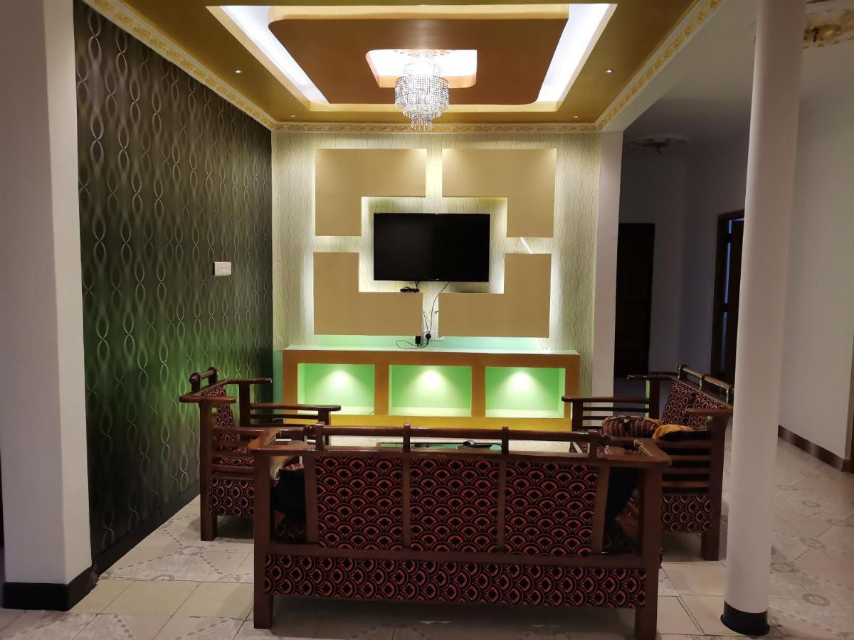 Nallur Holidays Inn Jaffna Dış mekan fotoğraf