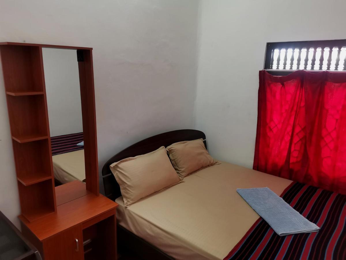 Nallur Holidays Inn Jaffna Dış mekan fotoğraf