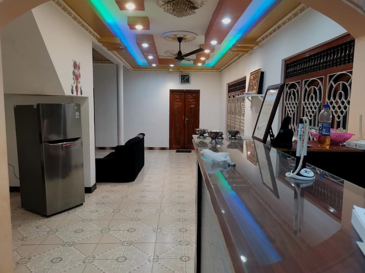 Nallur Holidays Inn Jaffna Dış mekan fotoğraf